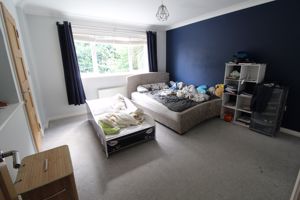 Bedroom- click for photo gallery